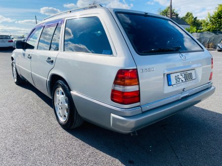 1995 MERCEDES E280 ESTATE 7 SEATER PETROL - photo 9