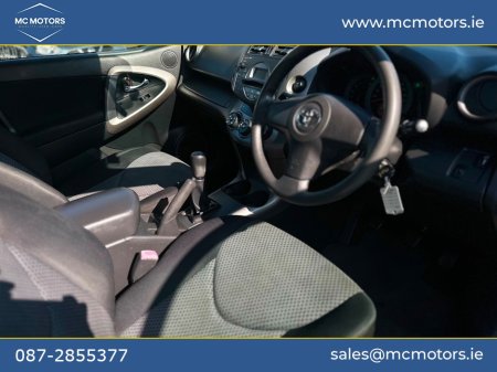 2009 Toyota RAV4 - photo 8
