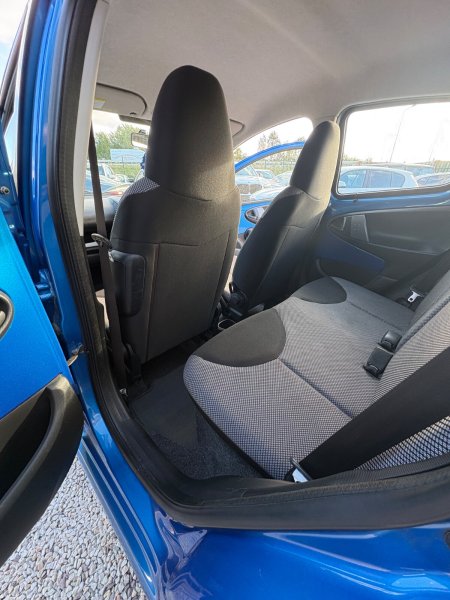 2012 Toyota Aygo - photo 8