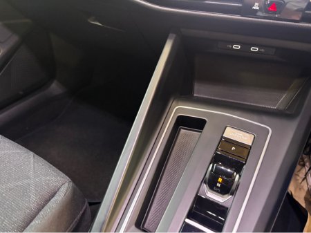 2023 Volkswagen Golf - photo 6