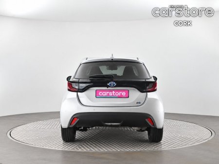 2021 Toyota Yaris - photo 4