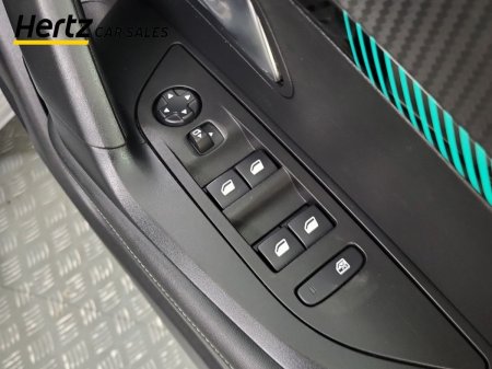 2023 Peugeot 2008 - photo 18