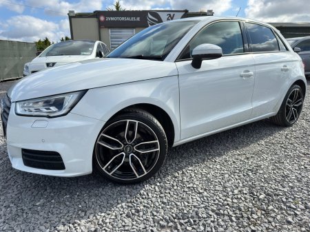 2017 Audi A1 - photo 2