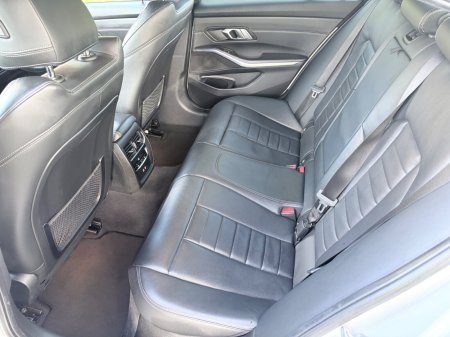 2021 BMW 3-Series - photo 16