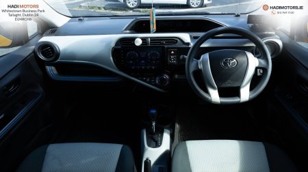 2014 Toyota Aqua - photo 11