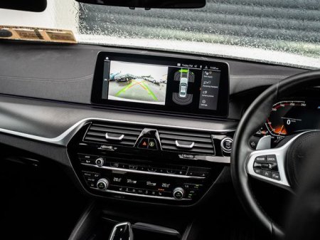 2021 BMW 5-Series - photo 12
