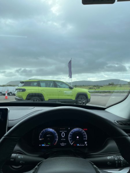 2024 Jeep Compass - photo 13