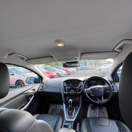 2015 Ford Focus - photo 16