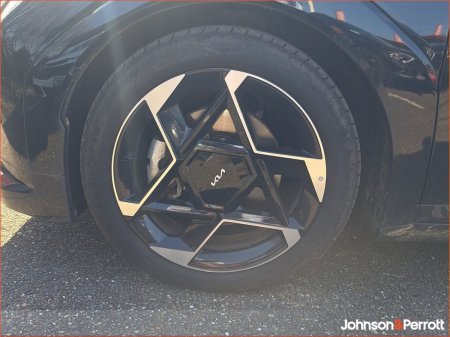 2025 Kia EV4 - photo 9