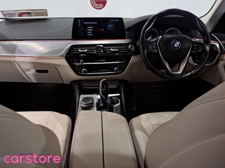 2018 BMW 5-Series - photo 11