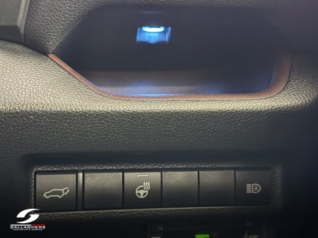 2020 Toyota RAV4 - photo 17