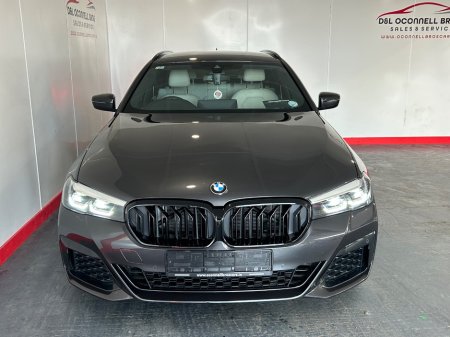 2024 BMW 5-Series - photo 11