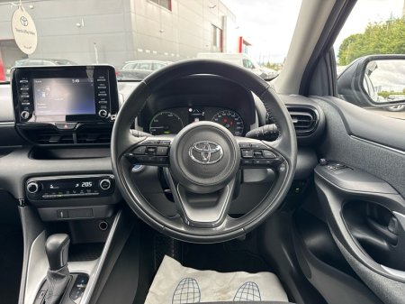 2022 Toyota Yaris - photo 9