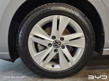 2024 Volkswagen Golf - photo 5