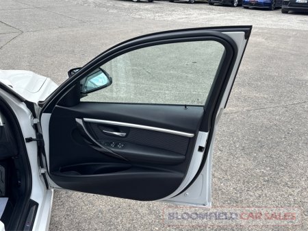 2018 BMW 3-Series - photo 28