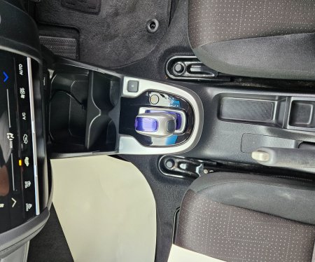 2017 Honda Fit - photo 10