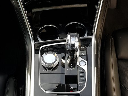 2021 BMW 8-Series - photo 10