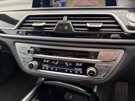 2018 BMW 7-Series - photo 28