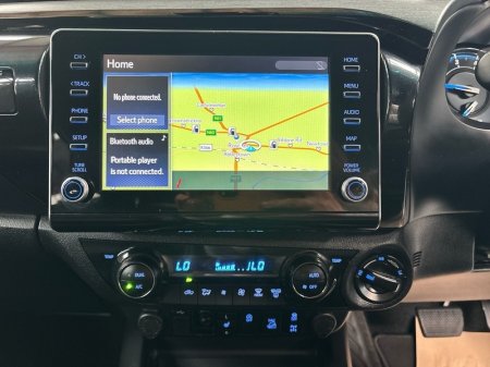 2023 Toyota Hilux - photo 13