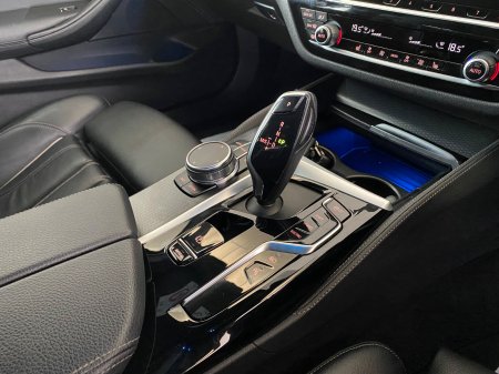 2023 BMW 5-Series - photo 14