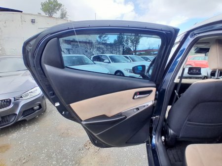 2017 Mazda Demio - photo 13