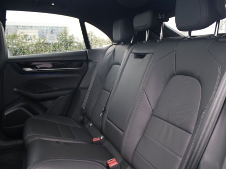 2026 Porsche Macan - photo 19