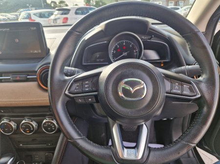 2017 Mazda Demio - photo 24