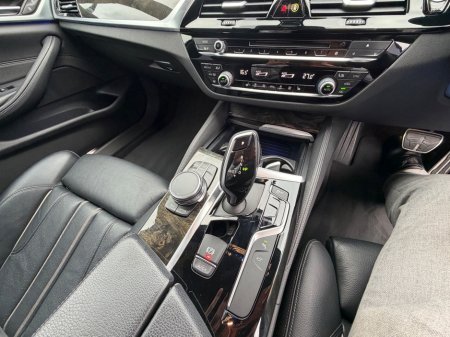 2020 BMW 5-Series - photo 31