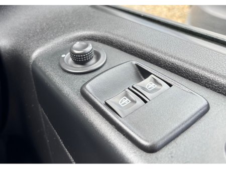 2020 Renault Trafic - photo 13