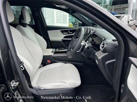 2025 Mercedes-Benz GLC - photo 6