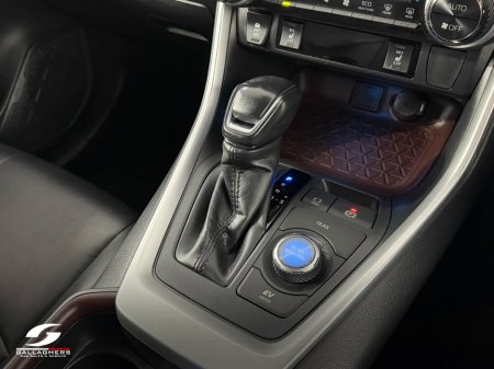 2020 Toyota RAV4 - photo 25