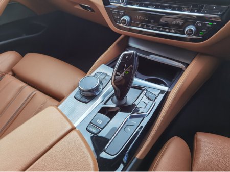 2017 BMW 5-Series - photo 18