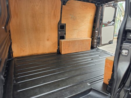 2025 Ford Transit Custom - photo 22