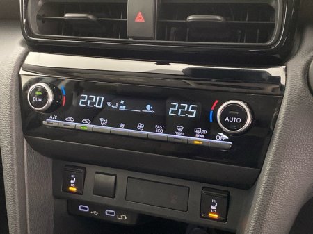 2025 Toyota Yaris Cross - photo 15