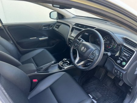 2018 Honda Grace - photo 16