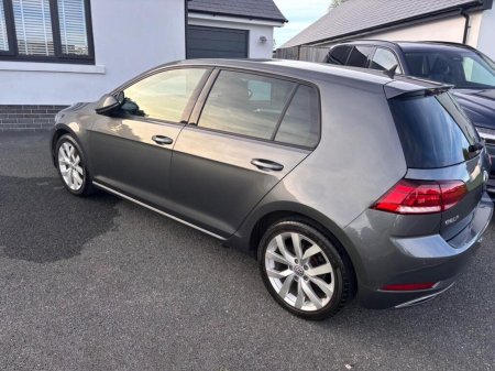 2019 Volkswagen Golf - photo 2