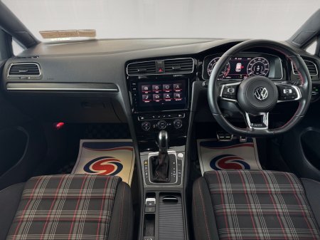 2018 Volkswagen Golf - photo 15