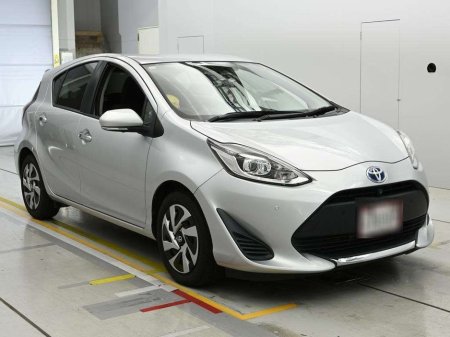 2020 Toyota Aqua S STYLE BLACK