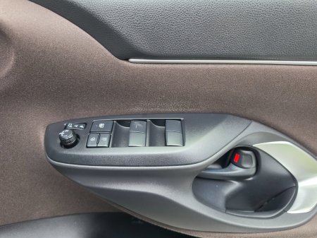 2021 Toyota Yaris Cross - photo 23