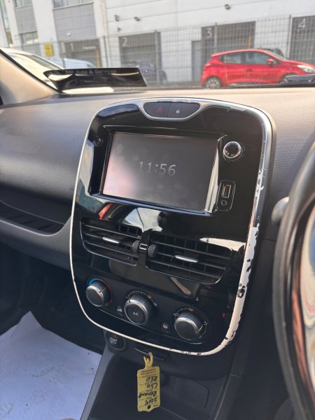 2015 Renault Clio - photo 11