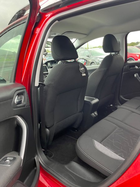 2018 Peugeot 2008 - photo 9