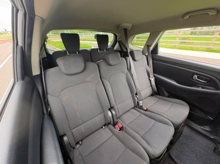2016 Kia Carens - photo 13