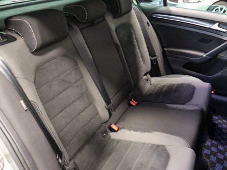 2017 Volkswagen Golf - photo 30