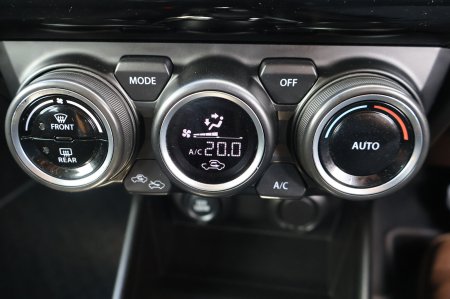 2019 Suzuki Swift - photo 14