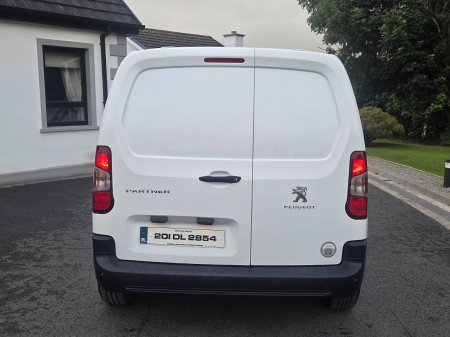 2020 Peugeot Partner - photo 6