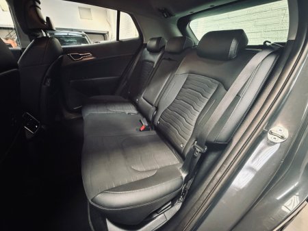 2023 Kia Sportage - photo 13