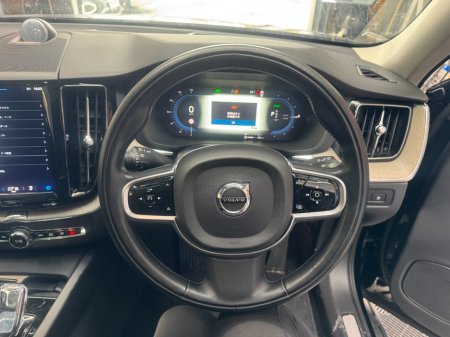 2022 Volvo XC60 - photo 10