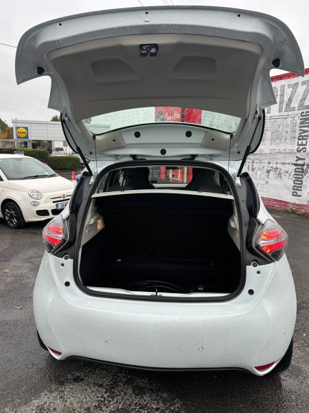 2022 Renault Zoe - photo 22