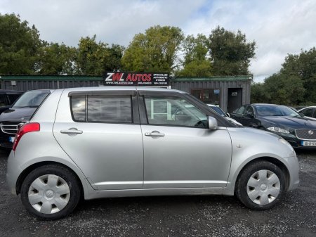 2009 Suzuki Swift - photo 4