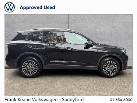 2025 Volkswagen Tiguan - photo 11